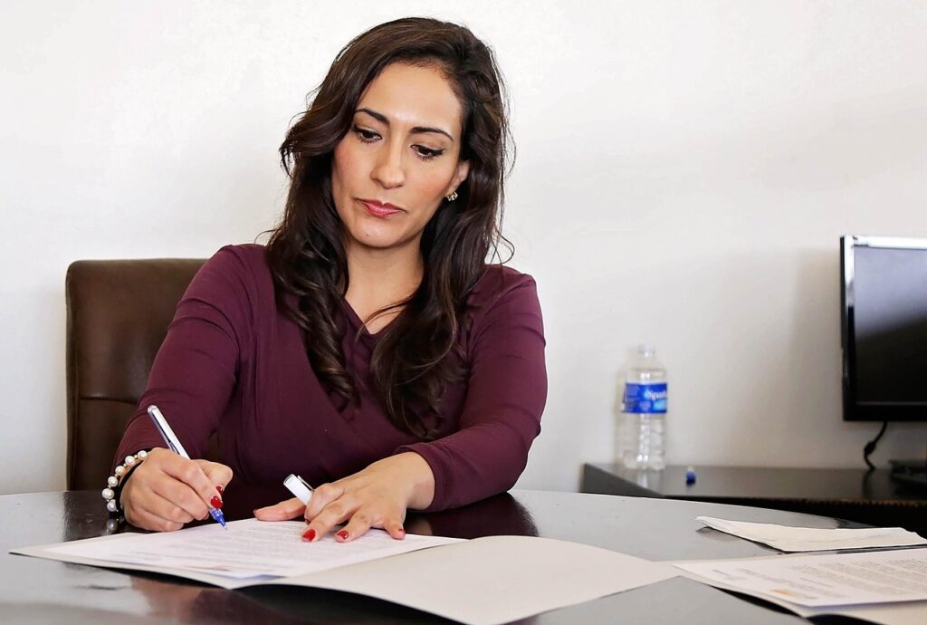 Women getting medication and therapy from ADHD treatment doctors for a quality and productive lifestyle at PracticeRX in Phoenix, AZ.